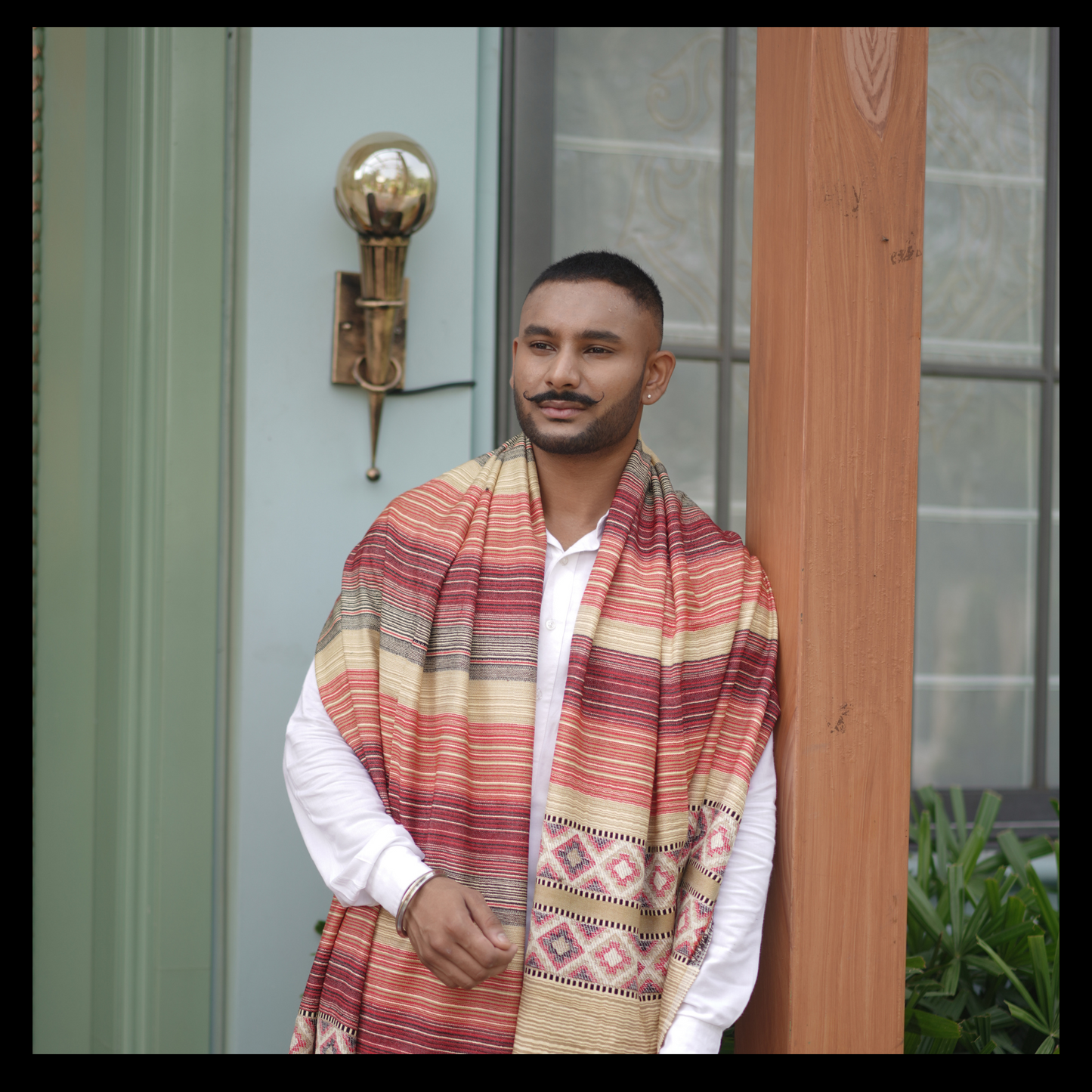 Elegant_Pashmina_Shawl_for_Men_-_Versatile_Warm_Shawl_full, side