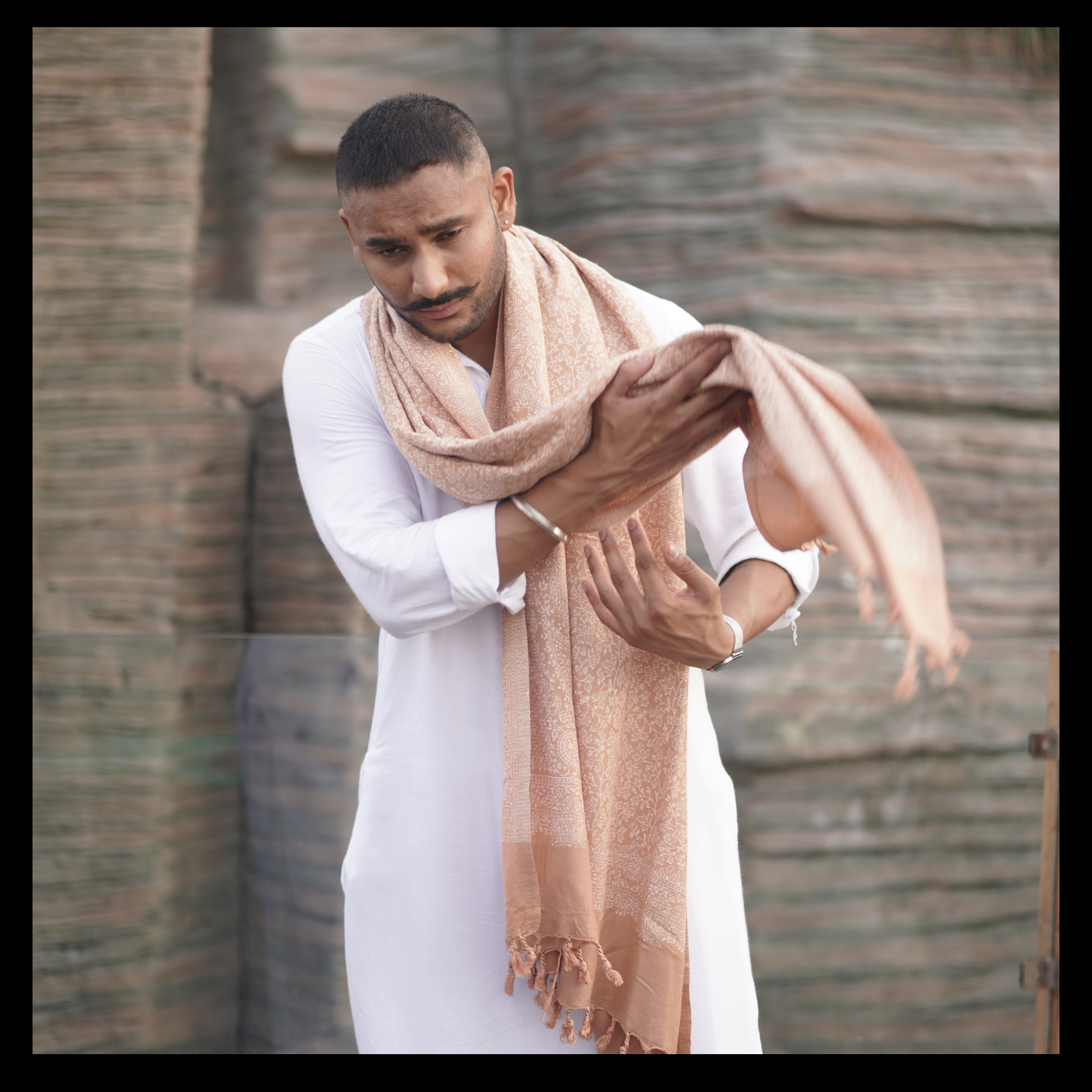 MEN’S SHAWLS