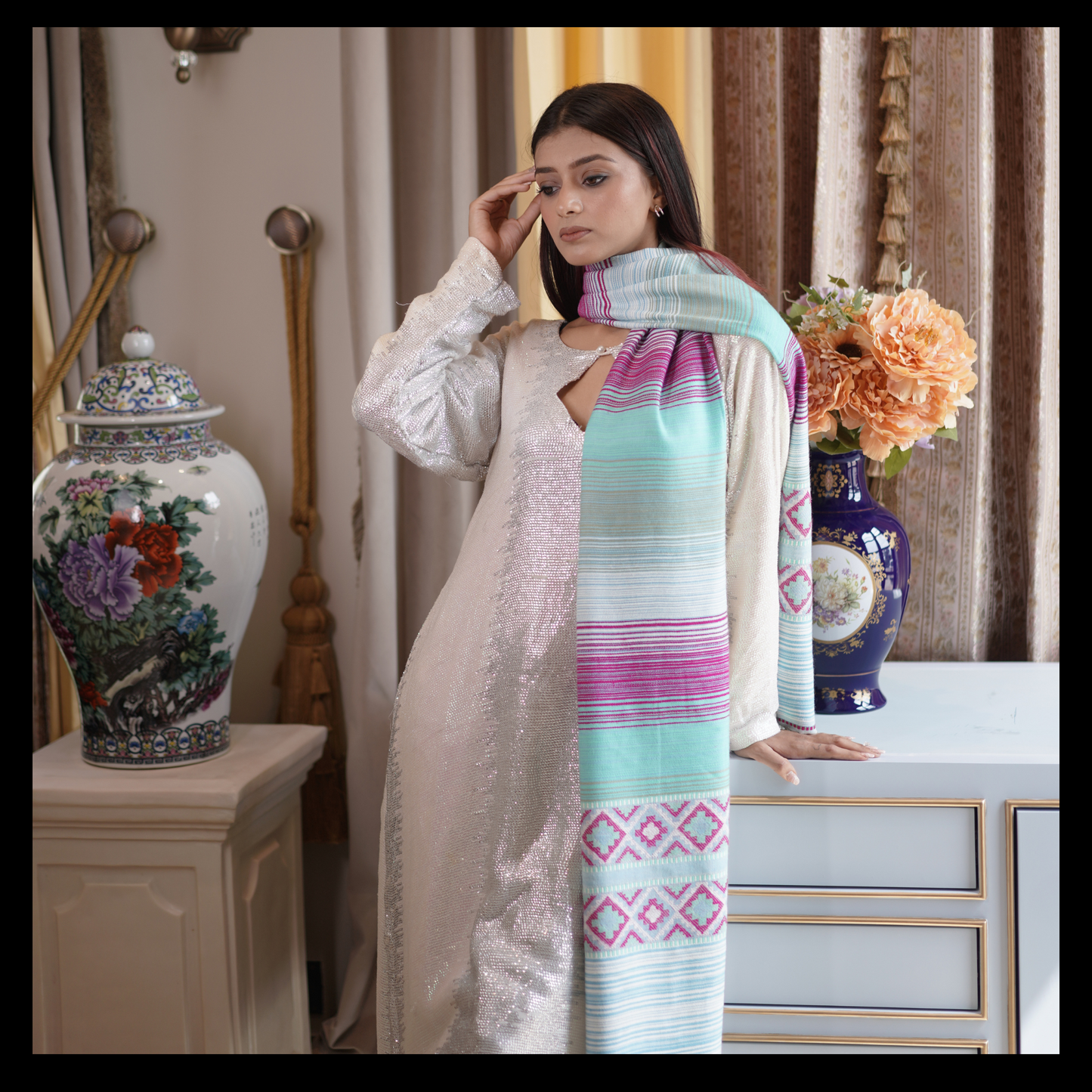 YASHOMA SHAWLS | Luxury Handwoven Pashmina Shawl for Women